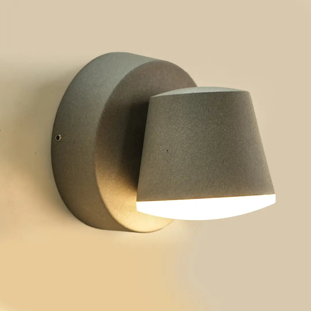 Regal Sconce