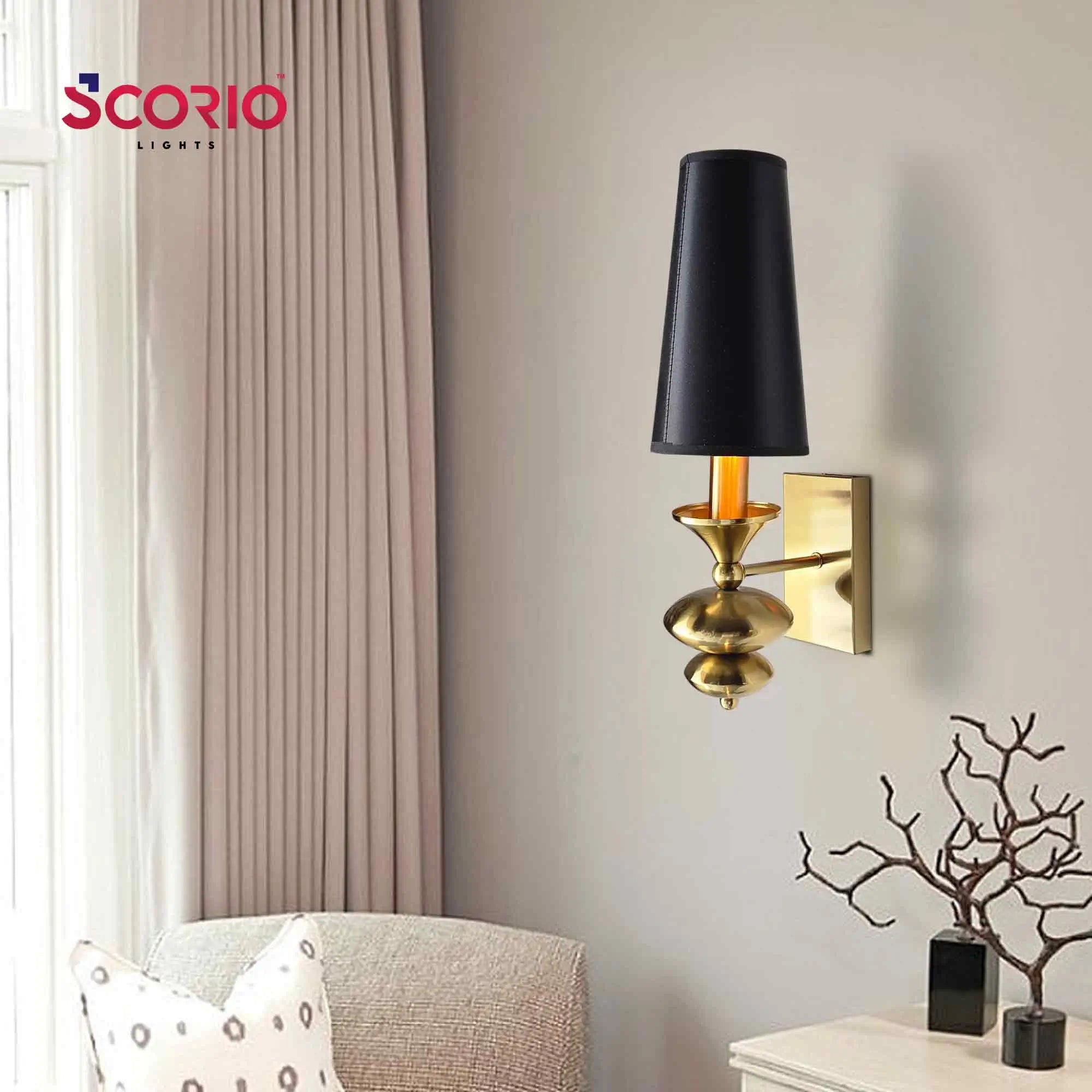 curve-cast-premium-wall-light